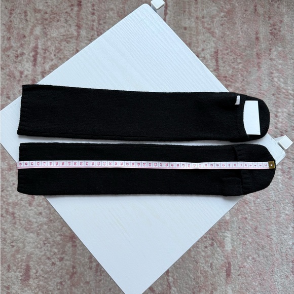 MICHAEL Michael Kors Black Wool Accessory - Picture 6 of 8